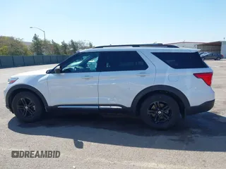 2020 Ford Explorer XLT with VIN 1FMSK7DH0LGA56278, listed as a IAAI auction lot 41836333 with 49,498 mi miles and . Bid and sale history available at carsss.com. Image 14.