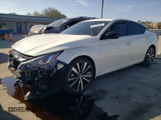 2022 Nissan Altima 2.0 SR with VIN 1N4AL4CV3NN350197, listed as a Copart auction lot 37780763 with 23,595 mi miles and Non Repairable. Bid and sale history available at carsss.com. Image 1.