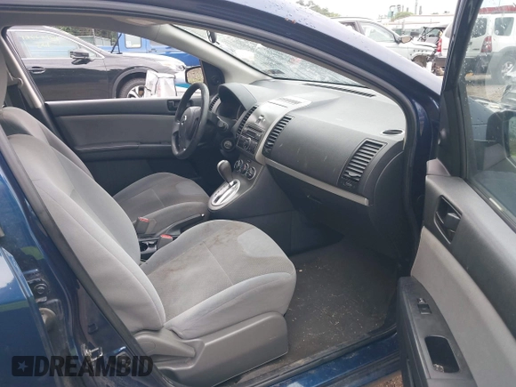 2012 Nissan Sentra S z VIN 3N1AB6AP3CL625032, wystawiony jako IAAI lot #42681772 z przebiegiem 244 473 mil mil oraz . Historia ofert i sprzedaży dostępna na DreamBid. Obrazek 5.