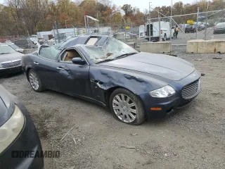 2006 Maserati Quattroporte z VIN ZAMCE39A460025290, wystawiony jako Copart lot #78816054 z przebiegiem Nie podano mil oraz Szkoda całkowita • Salvage title. Historia ofert i sprzedaży dostępna na DreamBid. Obrazek 4.