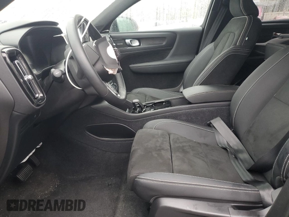 2023 Volvo XC40 Ultimate с VIN YV4ED3UMXP2086096, выставлен на аукционе Copart как лот 82325614 с пробегом Не указан миль и Списание • Salvage title. История ставок и продаж доступна на DreamBid. Изображение 7.