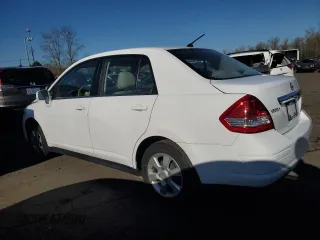 2008 Nissan Versa 1.8 S with VIN 3N1BC11EX8L464205, listed as a Copart auction lot 86641434 with 29,770 mi miles and Salvage Title. Bid and sale history available at carsss.com. Image 2.
