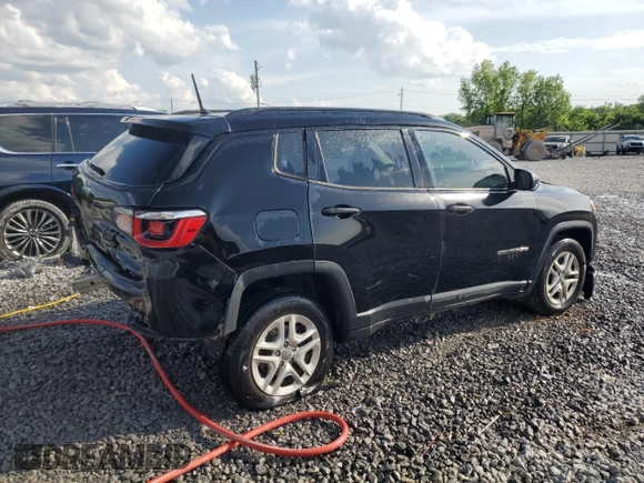 2018 Jeep Compass Sport с VIN 3C4NJCAB5JT335280, выставлен на аукционе Copart как лот 54524935 с пробегом 104 436 миль миль и Списание • Salvage title. История ставок и продаж доступна на DreamBid. Изображение 3.