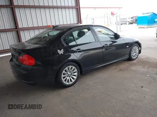 2009 BMW 3 Series 328i with VIN WBAPH77539NM46299, listed as a IAAI auction lot 41832233 with 190,671 mi miles and . Bid and sale history available at DreamBid. Image 4.
