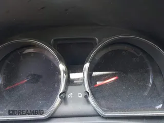 2017 Nissan Versa SV z VIN 3N1CN7AP6HL842992, wystawiony jako IAAI lot #42001775 z przebiegiem Nie podano mil oraz . Historia ofert i sprzedaży dostępna na DreamBid. Obrazek 7.