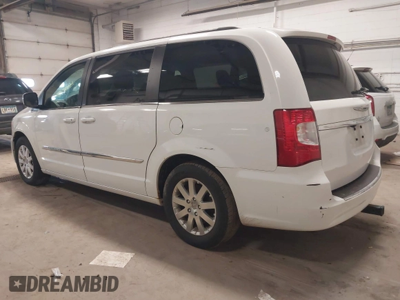 2014 Chrysler Town & Country Touring with VIN 2C4RC1BG5ER133350, listed as a IAAI auction lot 41967437 with 227,994 mi miles. Bid and sale history available at carsss.com. Image 3.