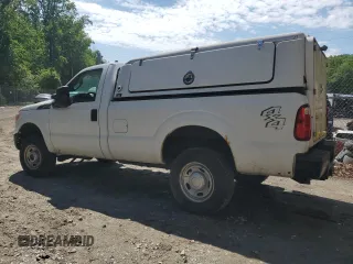 2013 Ford F-250 XL z VIN 1FTBF2B60DEA76430, wystawiony jako Copart lot #59548215 z przebiegiem 305 391 mil mil oraz Czysty tytuł • Clean title. Historia ofert i sprzedaży dostępna na DreamBid. Obrazek 2.