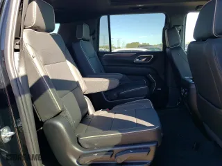 2024 Chevrolet Suburban Premier with VIN 1GNSKFKD3RR330205, listed as a Copart auction lot 72522494 with 776 mi miles and Salvage Title. Bid and sale history available at carsss.com. Image 12.