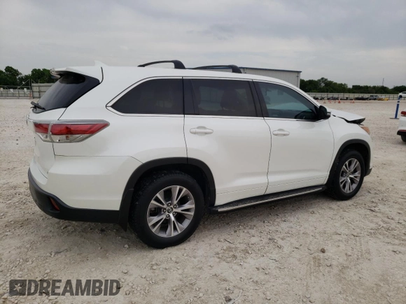 2016 Toyota Highlander LE Plus with VIN 5TDZKRFH1GS154193, listed as a Copart auction lot 55046165 with 102,314 mi miles and Salvage title. Bid and sale history available at DreamBid. Image 3.