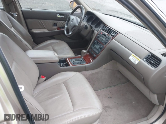 1999 Acura RL with VIN JH4KA9658XC007198, listed as a IAAI auction lot 42112631 with 92,166 mi miles. Bid and sale history available at carsss.com. Image 5.