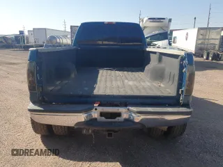 2000 Ford F-350 XL z VIN 1FTWW33F1YED10988, wystawiony jako Copart lot #60320125 z przebiegiem 185 381 mil mil oraz Czysty tytuł • Clean title. Historia ofert i sprzedaży dostępna na DreamBid. Obrazek 6.