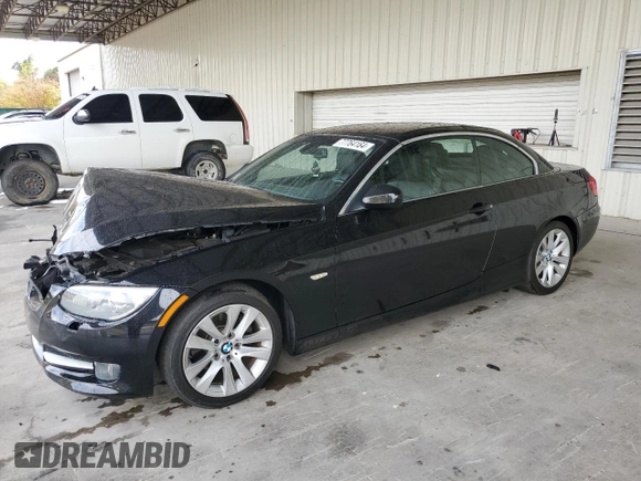 2011 BMW 3 Series 328i с VIN WBADW7C57BE727560, выставлен на аукционе Copart как лот 77764164 с пробегом 77 713 миль миль и Списание • Salvage title. История ставок и продаж доступна на DreamBid. Изображение 1.