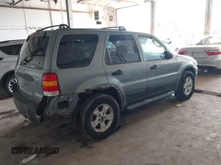 2006 Ford Escape XLT с VIN 1FMCU93166KB17679, выставлен на аукционе IAAI как лот 42429717 с пробегом 201 430 миль миль и . История ставок и продаж доступна на DreamBid. Изображение 4.