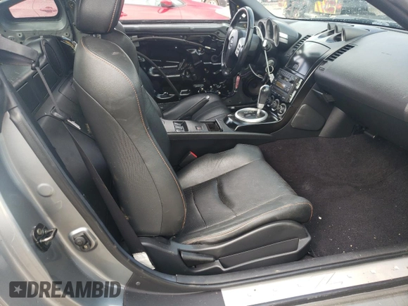 2004 Nissan 350Z Touring with VIN JN1AZ34D24M103656, listed as a Copart auction lot 55100955 with 130,561 mi miles and Salvage title. Bid and sale history available at DreamBid. Image 10.