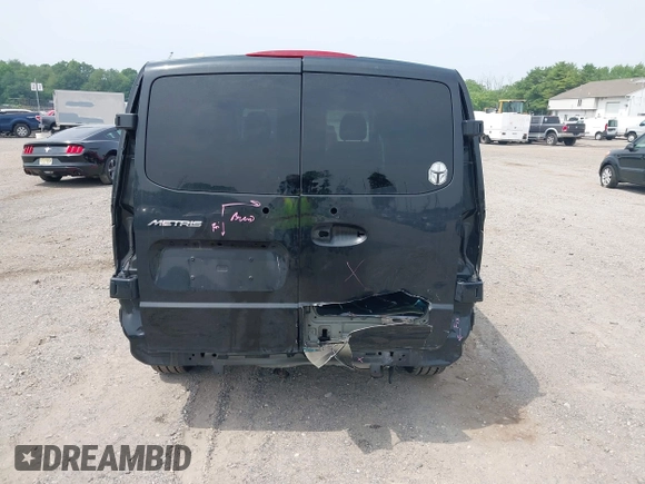 2018 Mercedes-Benz Metris Passenger with VIN WD4PG2EE0J3460906, listed as a IAAI auction lot 42486423 with 92,893 mi miles and . Bid and sale history available at DreamBid. Image 16.