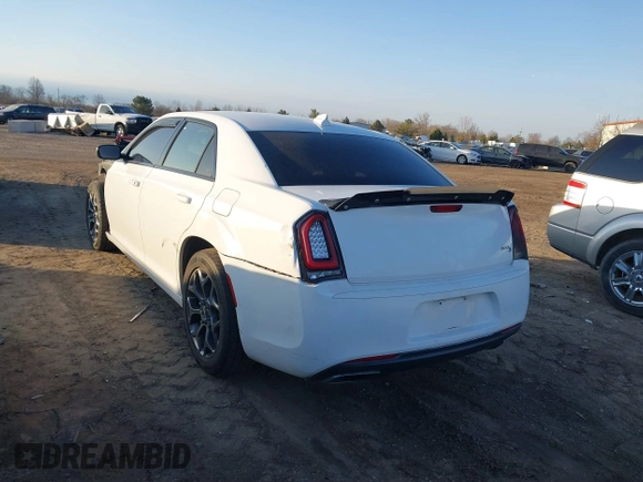 2018 Chrysler 300 with VIN 2C3CCAGG9JH250674, listed as a IAAI auction lot 41770040 with 147,642 mi miles. Bid and sale history available at carsss.com. Image 3.