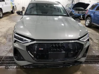2022 Audi e-tron Chronos with VIN WA1VABGE3NB024606, listed as a Copart auction lot 52673093 with 9,129 mi miles. Bid and sale history available at carsss.com. Image 5.