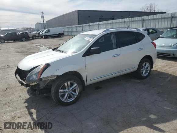 2015 Nissan Rogue S z VIN JN8AS5MV6FW770957, wystawiony jako Copart lot #50017395 z przebiegiem 141 834 mil mil oraz Szkody całkowita. Historia ofert i sprzedaży dostępna na DreamBid. Obrazek 1.