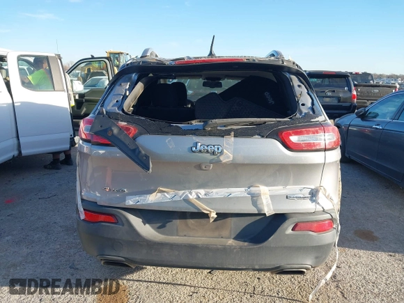 2015 Jeep Cherokee Latitude z VIN 1C4PJMCS3FW673872, wystawiony jako IAAI lot #41778031 z przebiegiem 173 845 mil mil oraz . Historia ofert i sprzedaży dostępna na DreamBid. Obrazek 16.