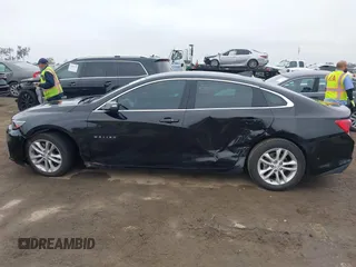 2017 Chevrolet Malibu Hybrid with VIN 1G1ZJ5SU1HF266517, listed as a IAAI auction lot 41883882 with 25,243 mi miles and . Bid and sale history available at DreamBid. Image 14.