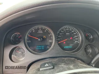 2007 Chevrolet Suburban LTZ with VIN 1GNFK16367J191544, listed as a Copart auction lot 63762045 with 246,646 mi miles and Clean title. Bid and sale history available at DreamBid. Image 9.