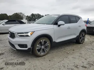 2020 Volvo XC40 Inscription with VIN YV4162UL5L2187678, listed as a Copart auction lot 79993524 with 24,499 mi miles and Salvage Title. Bid and sale history available at DreamBid. Image 1.