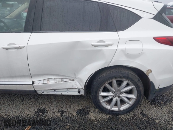 2019 Acura RDX with VIN 5J8TC2H39KL028834, listed as a IAAI auction lot 41746083 with 60,812 mi miles. Bid and sale history available at carsss.com. Image 18.