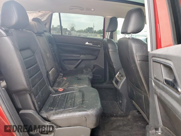 2018 Volkswagen Atlas SEL Premium with VIN 1V2NR2CA3JC521451, listed as a Copart auction lot 56914555 with 123,815 mi miles and Salvage title. Bid and sale history available at DreamBid. Image 11.