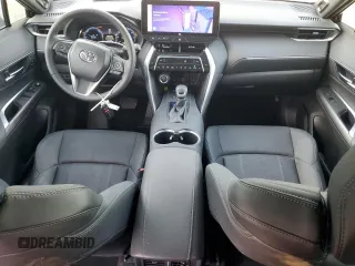 2024 Toyota Venza LE with VIN JTEAAAAH5RJ175424, listed as a Copart auction lot 53540785 with 6,870 mi miles and Salvage Title. Bid and sale history available at carsss.com. Image 8.