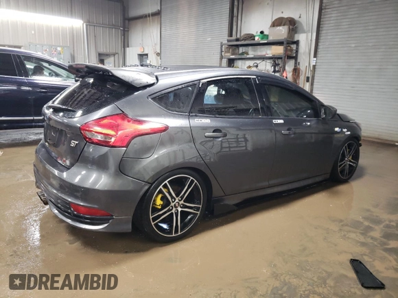 2018 Ford Focus ST with VIN 1FADP3L95JL325533, listed as a Copart auction lot 79940164 with 40,476 mi miles and Salvage Title. Bid and sale history available at DreamBid. Image 3.