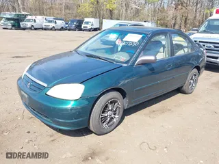 2002 Honda Civic LX with VIN 1HGES16552L011961, listed as a IAAI auction lot 42107230 with 172,787 mi miles. Bid and sale history available at carsss.com. Image 2.