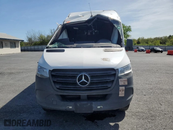 2021 Mercedes-Benz Sprinter with VIN W1W4DCHY1MT051078, listed as a Copart auction lot 55146715 with Not Provided miles and Clean Title. Bid and sale history available at DreamBid. Image 5.