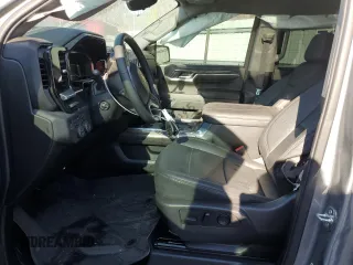 2024 Chevrolet Silverado 1500 LTZ with VIN 1GCUDGEL1RZ104894, listed as a Copart auction lot 41590095 with 33,551 mi miles and Salvage Title. Bid and sale history available at DreamBid. Image 7.
