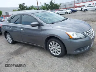 2015 Nissan Sentra SL z VIN 3N1AB7AP1FY327401, wystawiony jako IAAI lot #42425474 z przebiegiem 137 973 mil mil oraz . Historia ofert i sprzedaży dostępna na DreamBid. Obrazek 1.