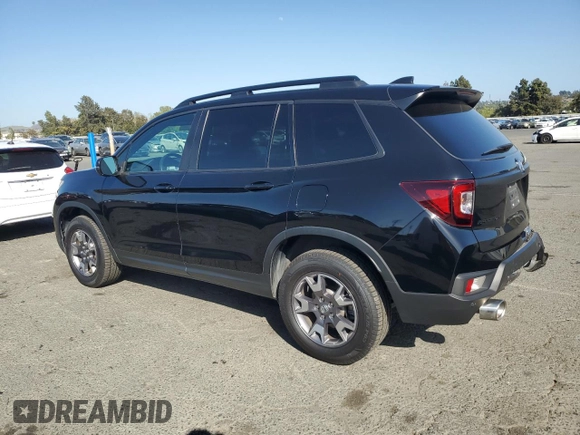 2022 Honda Passport TrailSport with VIN 5FNYF8H6XNB003764, listed as a Copart auction lot 56180195 with 61,515 mi miles and Salvage title. Bid and sale history available at DreamBid. Image 2.