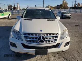 2009 Mercedes-Benz M 350 with VIN 4JGBB56E79A521240, listed as a Copart auction lot 80258664 with 47,969 mi miles and Salvage Title. Bid and sale history available at carsss.com. Image 5.