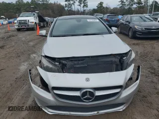 2018 Mercedes-Benz CLA 250 with VIN WDDSJ4EB5JN570545, listed as a Copart auction lot 42720865 with 161,433 mi miles and Salvage title. Bid and sale history available at DreamBid. Image 5.