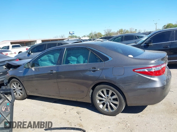 2015 Toyota Camry LE z VIN 4T1BD1FK9FU162556, wystawiony jako IAAI lot #41844806 z przebiegiem 183 263 mil mil oraz . Historia ofert i sprzedaży dostępna na DreamBid. Obrazek 15.