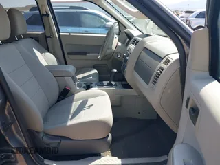2011 Ford Escape XLT with VIN 1FMCU9DG4BKA07985, listed as a IAAI auction lot 42510948 with 125,126 mi miles and . Bid and sale history available at DreamBid. Image 5.