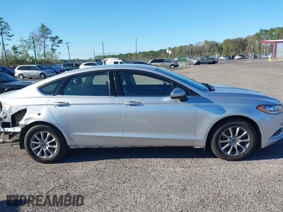 2017 Ford Fusion S with VIN 3FA6P0G76HR236209, listed as a IAAI auction lot 41799261 with 183,059 mi miles. Bid and sale history available at carsss.com. Image 13.