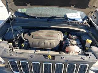 2015 Jeep Renegade Latitude with VIN ZACCJBBT0FPB67030, listed as a IAAI auction lot 41866195 with 120,618 mi miles. Bid and sale history available at carsss.com. Image 10.