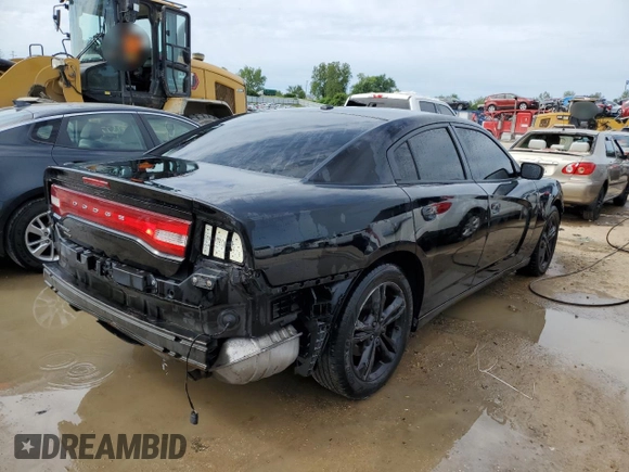 2013 Dodge Charger SXT z VIN 2C3CDXJG5DH730966, wystawiony jako Copart lot #56645314 z przebiegiem 198 160 mil mil oraz Szkoda całkowita • Salvage title. Historia ofert i sprzedaży dostępna na DreamBid. Obrazek 3.