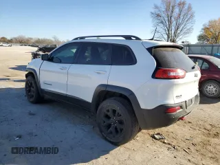 2018 Jeep Cherokee Trailhawk with VIN 1C4PJMBB1JD549783, listed as a Copart auction lot 77056883 with 84,404 mi miles and Non repairable. Bid and sale history available at DreamBid. Image 2.