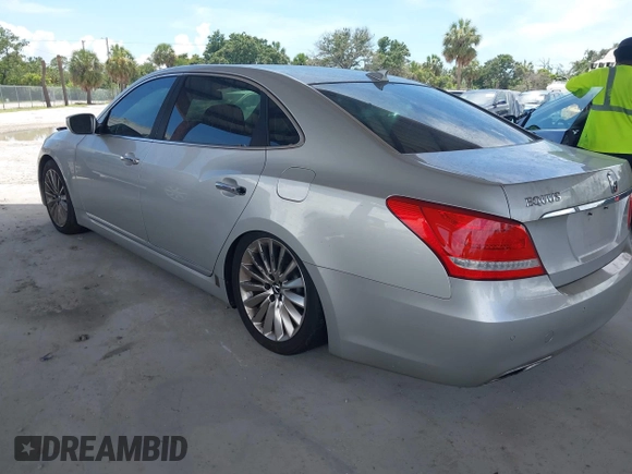 2014 Hyundai Equus Signature with VIN KMHGH4JH4EU073743, listed as a IAAI auction lot 42620941 with Not provided miles and . Bid and sale history available at DreamBid. Image 3.