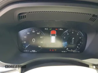 2021 Volvo XC60 Inscription с VIN YV4102DL8M1688721, выставлен на аукционе Copart как лот 52176735 с пробегом 28 042 миль миль и Списание • Salvage title. История ставок и продаж доступна на DreamBid. Изображение 9.