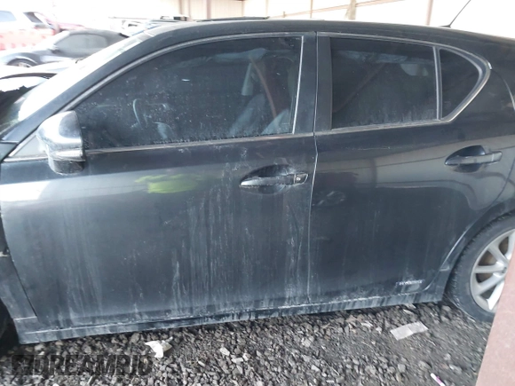 2011 Lexus CT 200h with VIN JTHKD5BH7B2019633, listed as a IAAI auction lot 41345929 with 136,450 mi miles and . Bid and sale history available at DreamBid. Image 15.