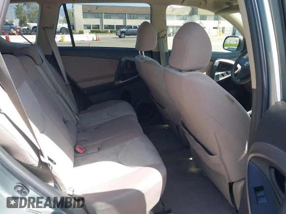 2008 Toyota RAV4 with VIN JTMZD33V085104930, listed as a IAAI auction lot 42068409 with 187,574 mi miles. Bid and sale history available at carsss.com. Image 8.