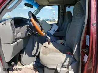2004 Ford Econoline Wagon XL with VIN 1FBSS31LX4HB16895, listed as a Copart auction lot 65115554 with 48,980 mi miles and Salvage Title. Bid and sale history available at carsss.com. Image 7.