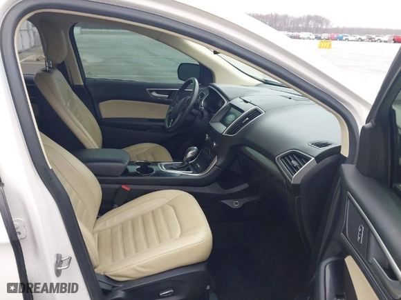 2016 Ford Edge SEL with VIN 2FMPK3J82GBB50128, listed as a IAAI auction lot 41845540 with 114,065 mi miles. Bid and sale history available at carsss.com. Image 5.