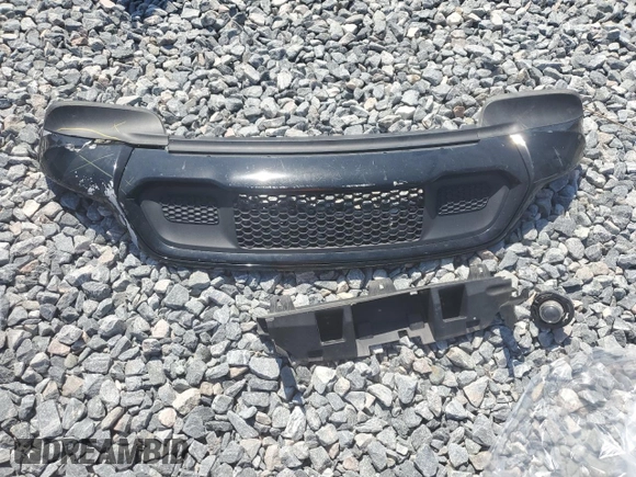 2017 Jeep Grand Cherokee Altitude with VIN 1C4RJEAG0HC888207, listed as a Copart auction lot 57472635 with 67,529 mi miles and Salvage title. Bid and sale history available at DreamBid. Image 13.